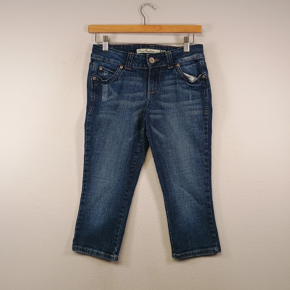Y2K Boho True Freedom Women 3 Denim Capri Embroidered Low Rise Cropped Jeans